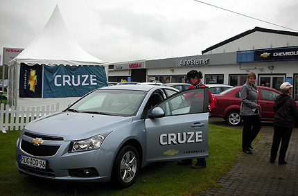 Auto Bremer f&uuml;llt DRK Spendentopf