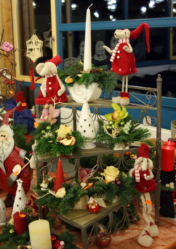 Weihnachtsbasar des Deutschen Roten Kreuzes 2014